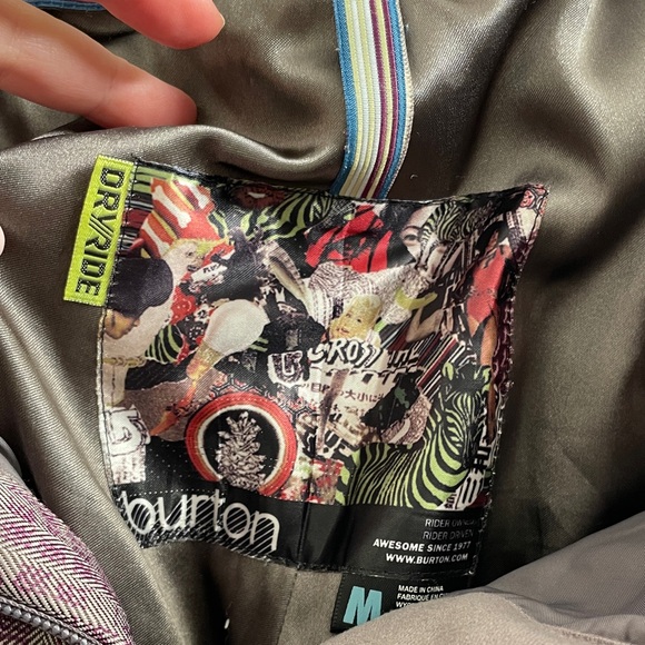 Burton Women’s DRYRIDE Snowboarding Snow Pants with Purple Graphic Design Size M - Picture 3 of 14
